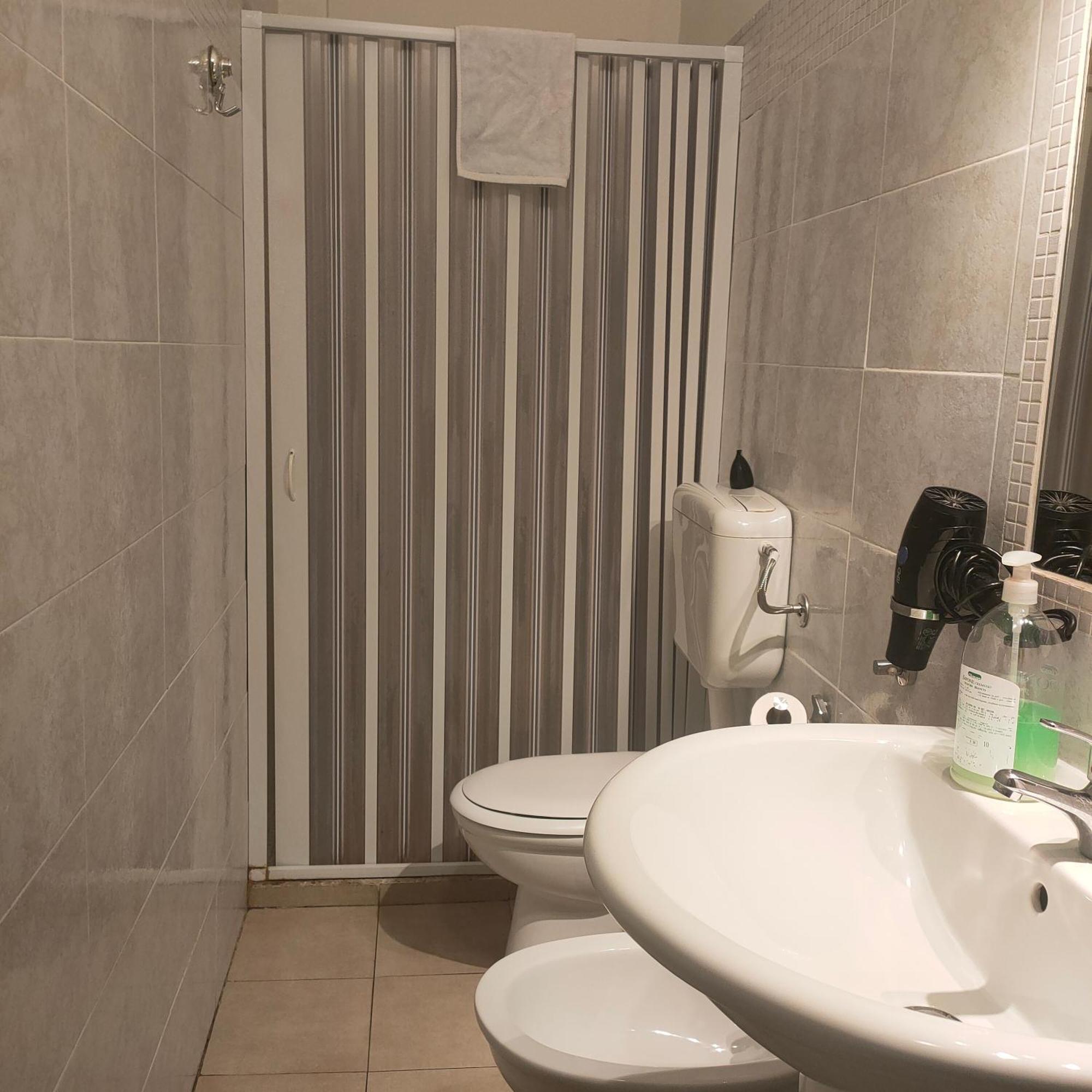 Catania Airport Room Bagno Privato In Camera מראה חיצוני תמונה