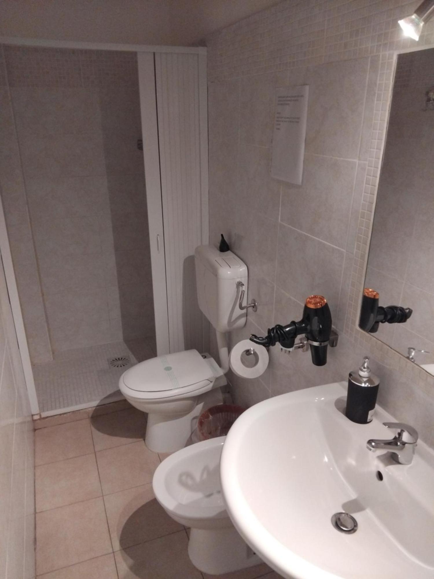 Catania Airport Room Bagno Privato In Camera מראה חיצוני תמונה