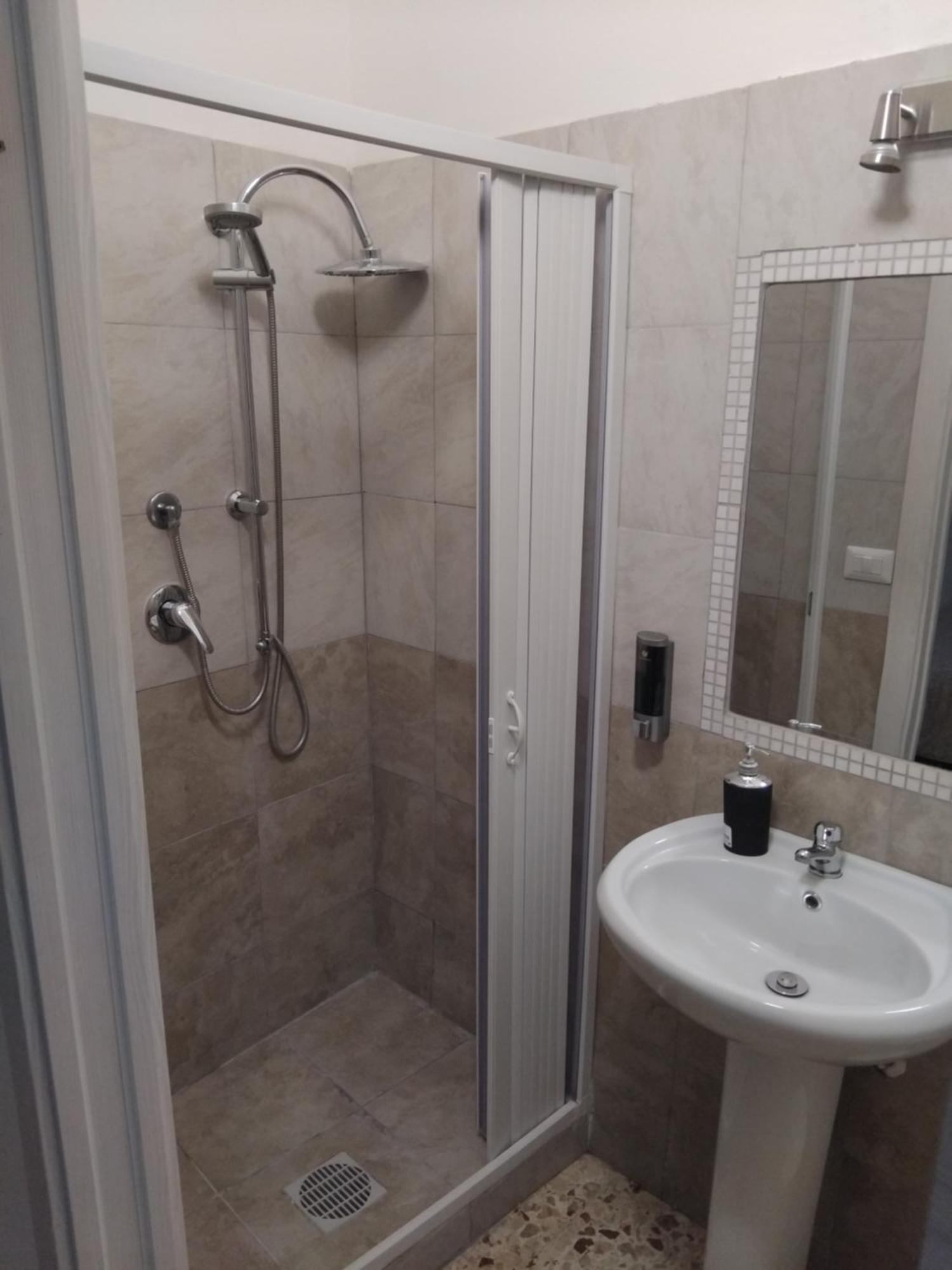 Catania Airport Room Bagno Privato In Camera מראה חיצוני תמונה